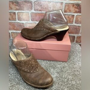 Sofft Langston Womens brown slip on mules size 7